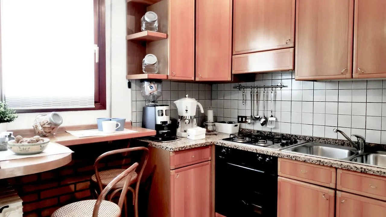 Apartament Casa Lory Mestre